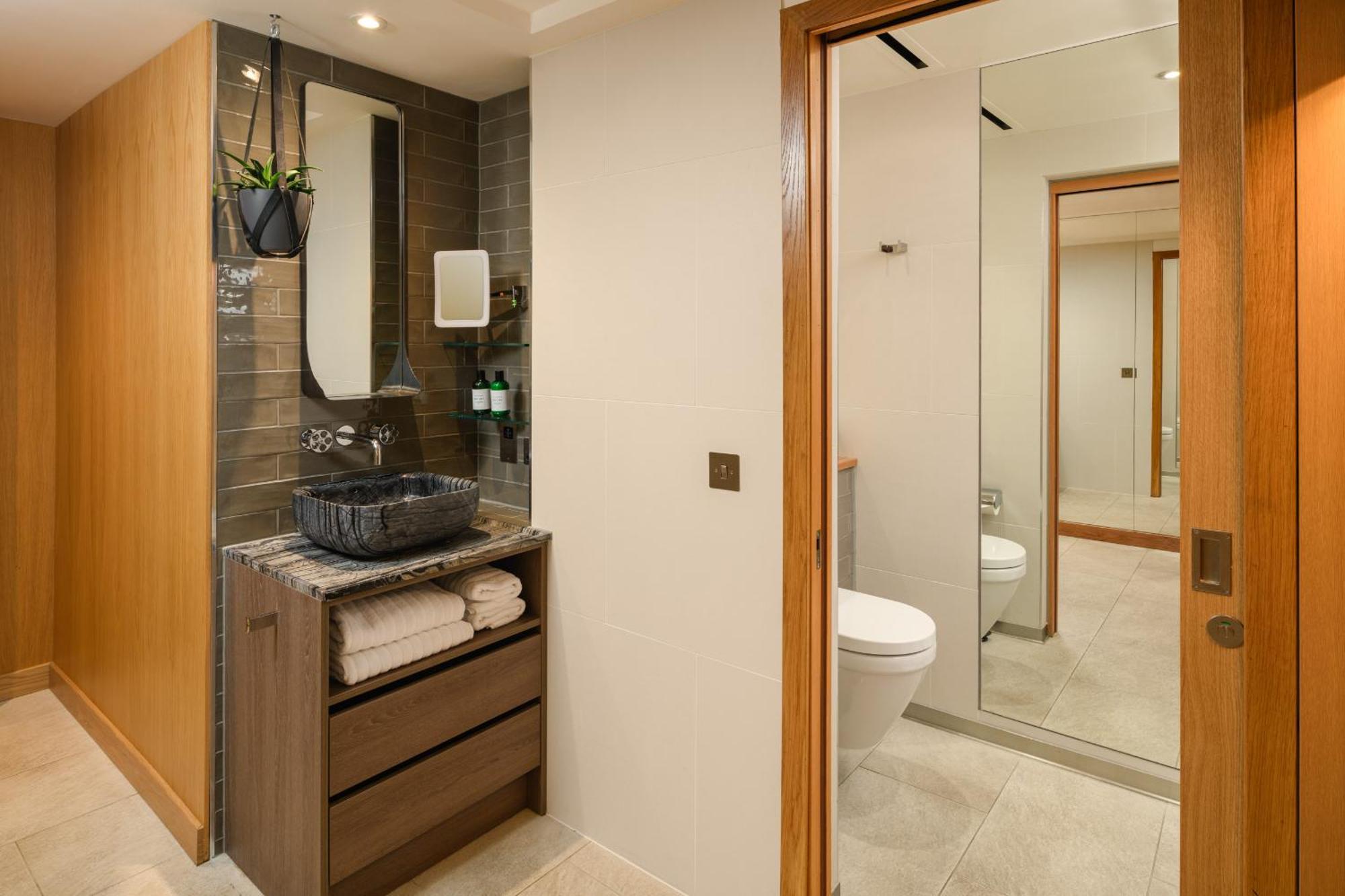 Market Street Hotel, Edinburgh
